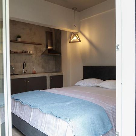 Aelia Boutique Apartments & Rooms Nea Vrasna Bagian luar foto