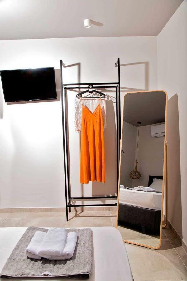 Aelia Boutique Apartments & Rooms Nea Vrasna Bagian luar foto