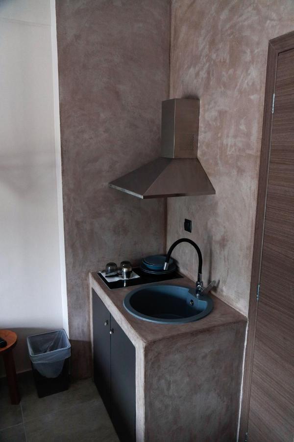 Aelia Boutique Apartments & Rooms Nea Vrasna Bagian luar foto